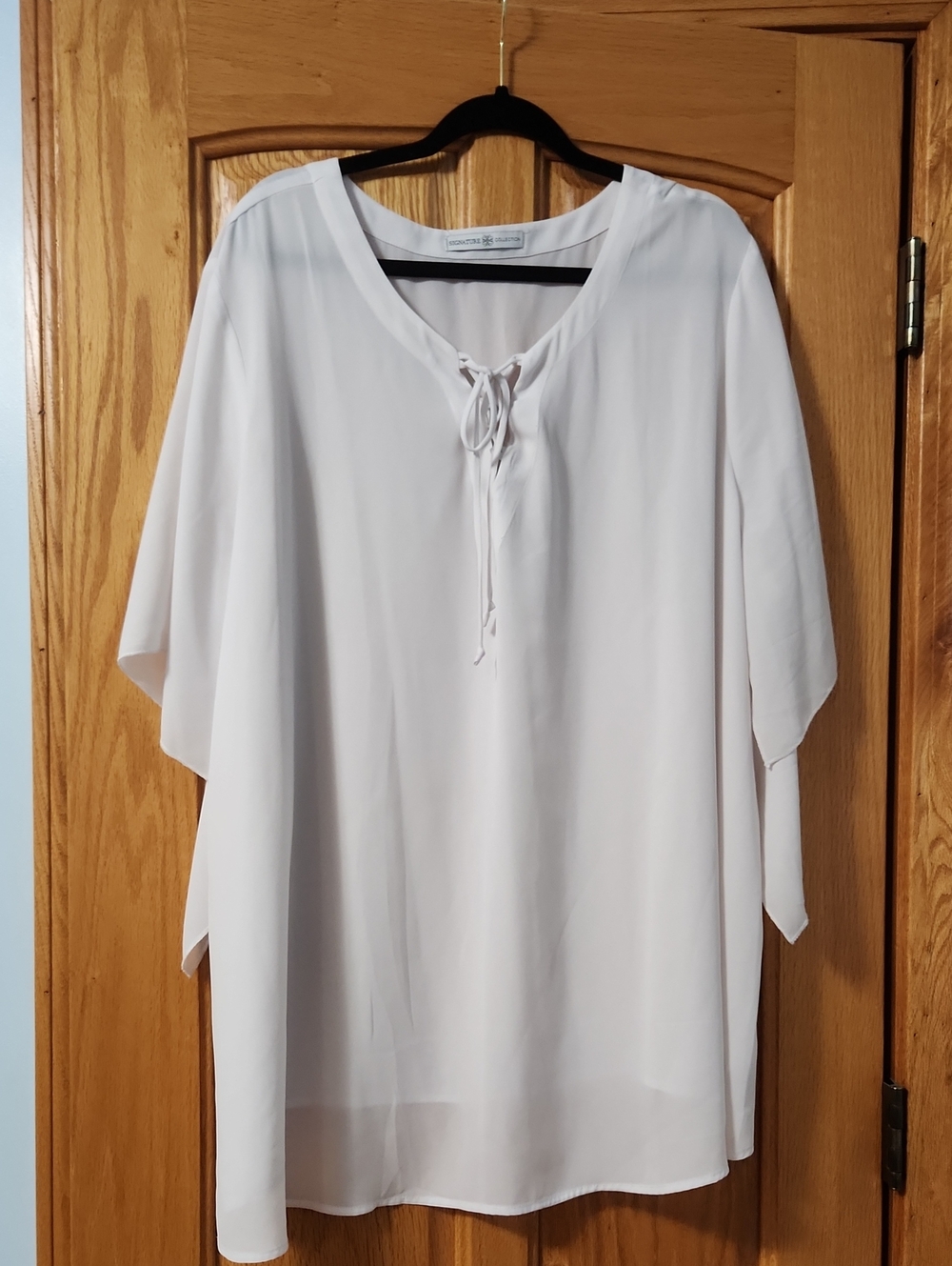Relaxed Tie-Front V-Neck Blouse in White